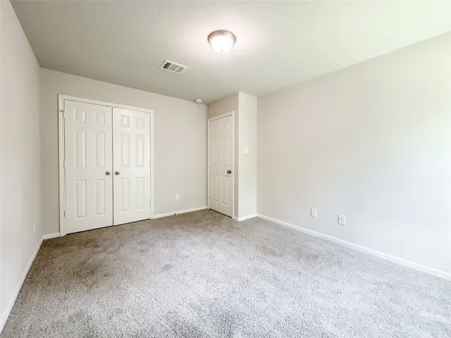 $1,950 | 105 Camelot Pl Court, Conroe, TX 77304