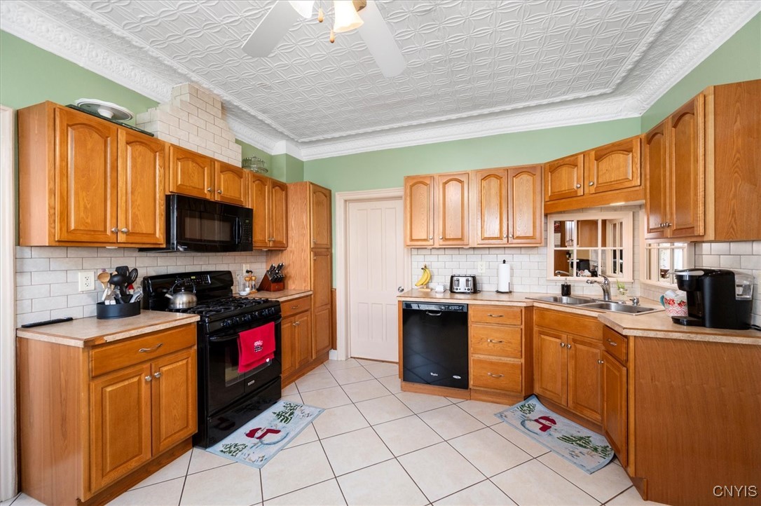 1114 Stark Street Utica, NY 13502 - Photo 4 of 38