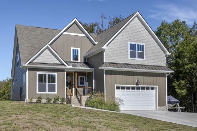 $599,900 | 9 Oldfield Lane, Brush Creek, TN 38547