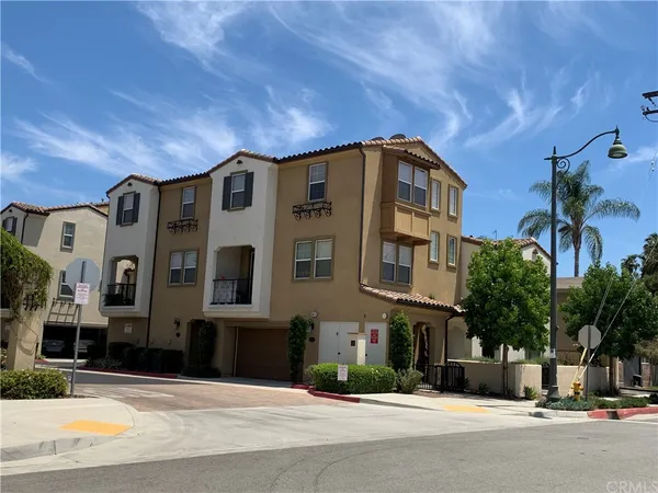 $3,500 | 636 South Gladys Avenue, Unit A, San Gabriel, CA 91776