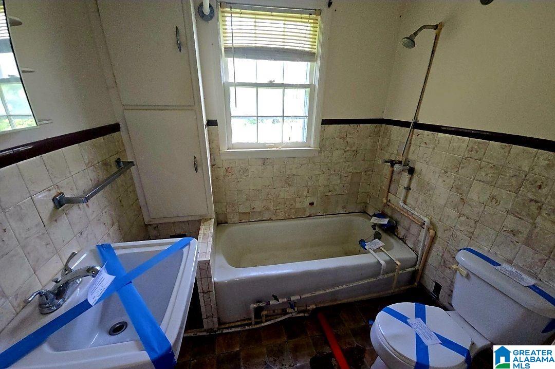 464 Johnny Shipp Road Warrior, AL 35180 - Photo 8 of 14