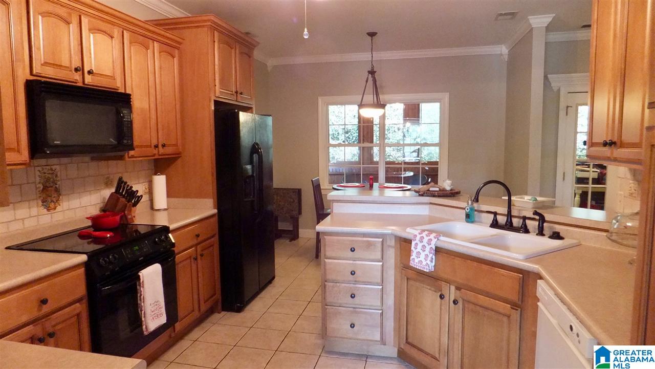 5217 Overlook Circle Birmingham, AL 35244 - Photo 7 of 32