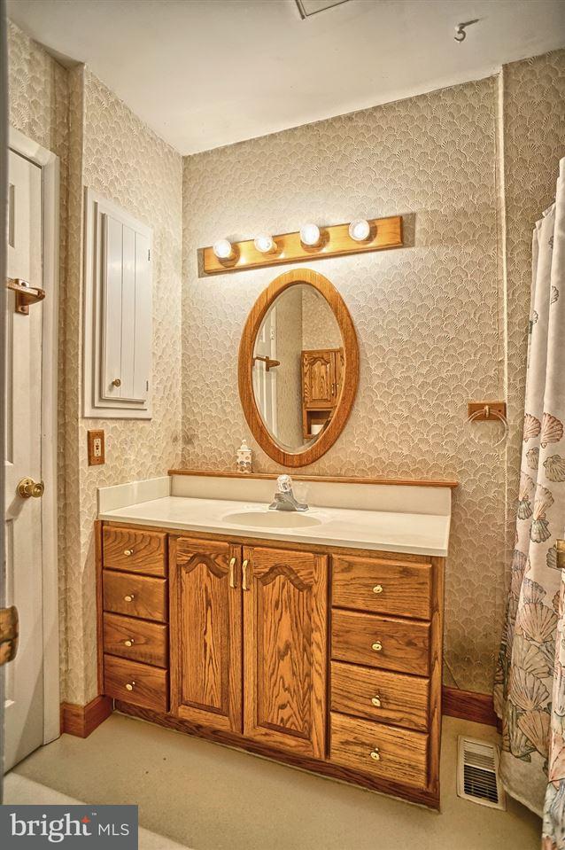 307 Lopax Road Harrisburg, PA 17112 - Photo 11 of 16 Gallery Image 11