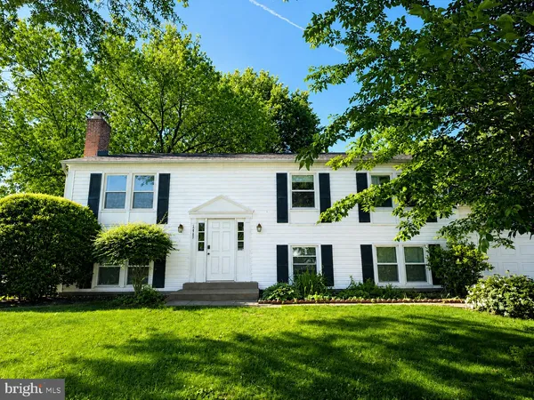 $737,000 | 12747 Kinship Drive, Herndon, VA 20171