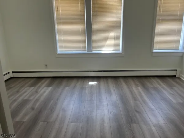 $2,395 | 279 Belmont Avenue, Unit 2, Belleville, NJ 07109