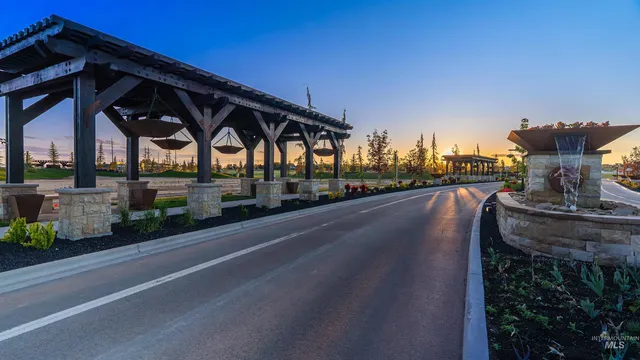 $695,000 | 3596 North Lighter Avenue, Eagle, ID 83616