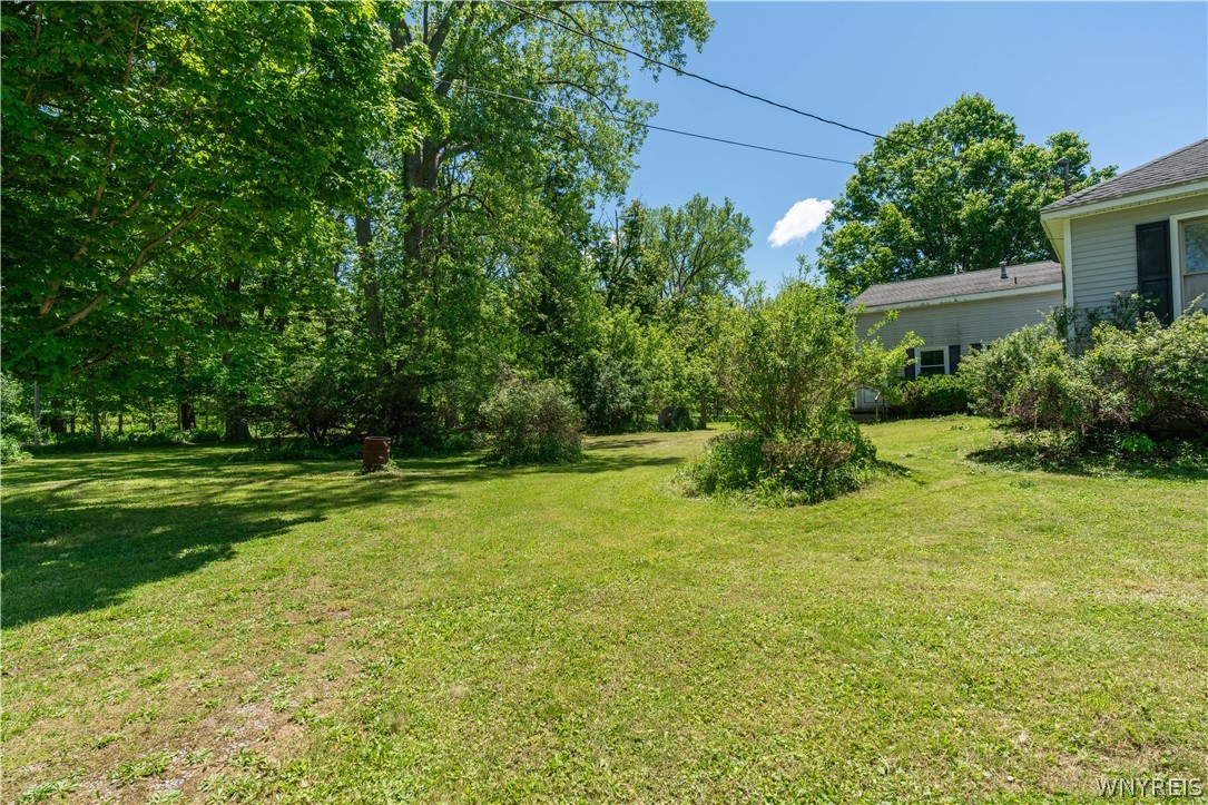 217 3 Rod Road Alden, NY 14004 - Photo 7 of 38