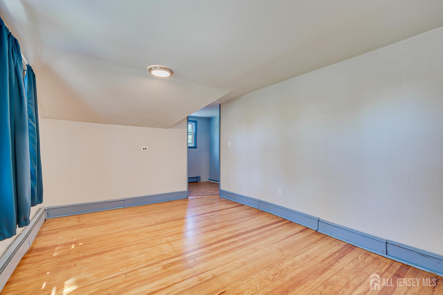 10 Jeff Street Edison, NJ 08837 - Photo 27 of 32