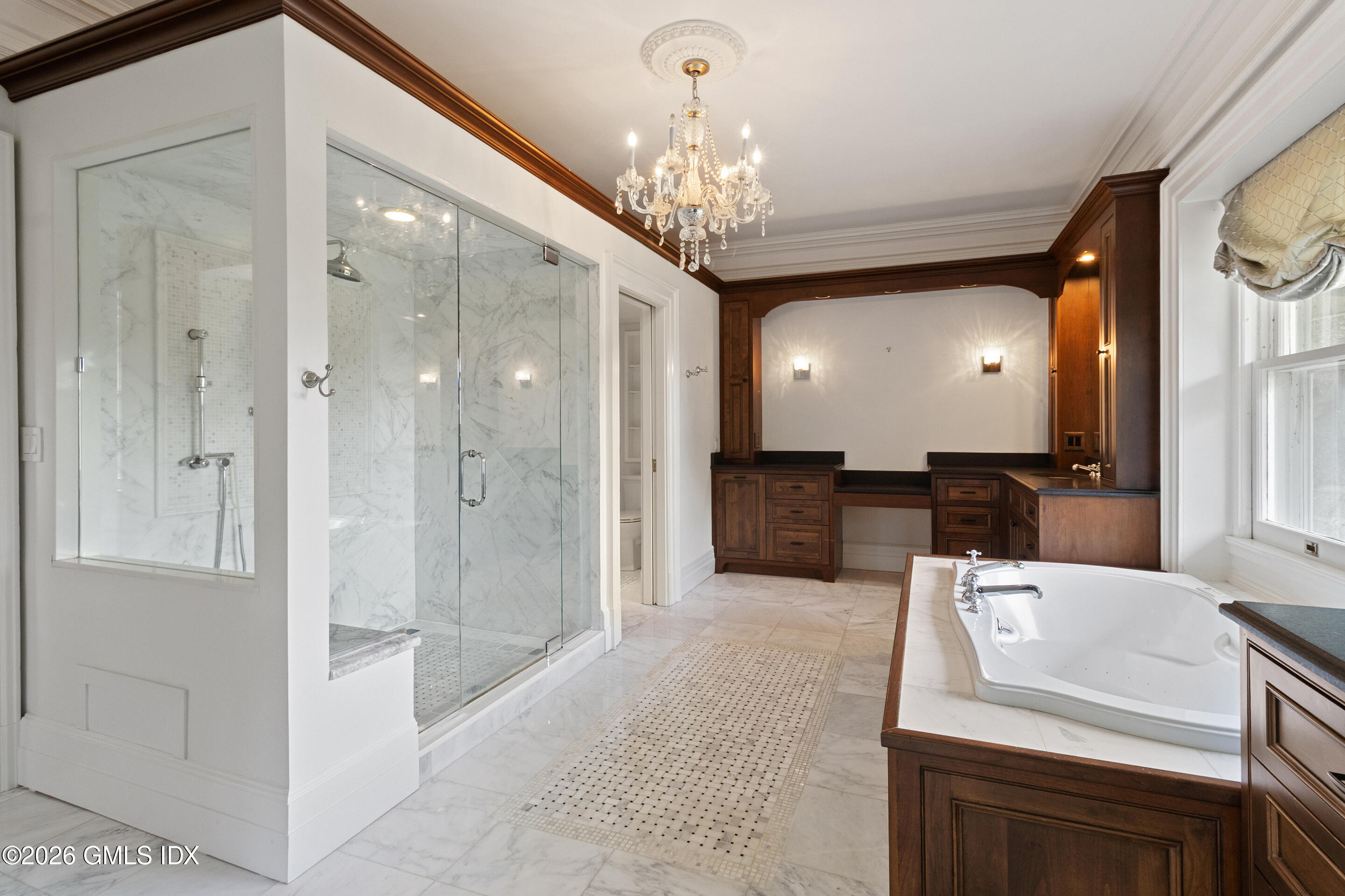 432 Field Point Road Greenwich, CT 06830 - Photo 31 of 49 Primary Bath