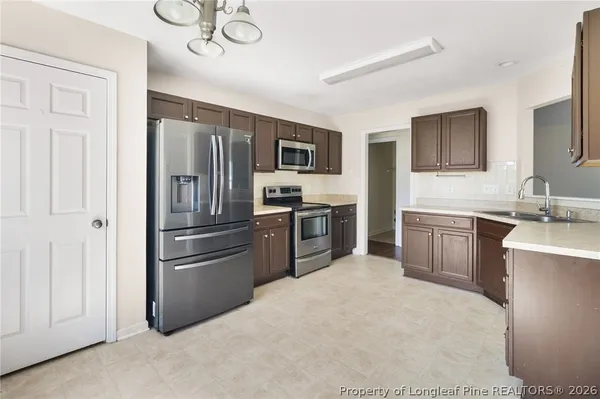 $2,000 | 175 Ranier Drive, Raeford, NC 28376