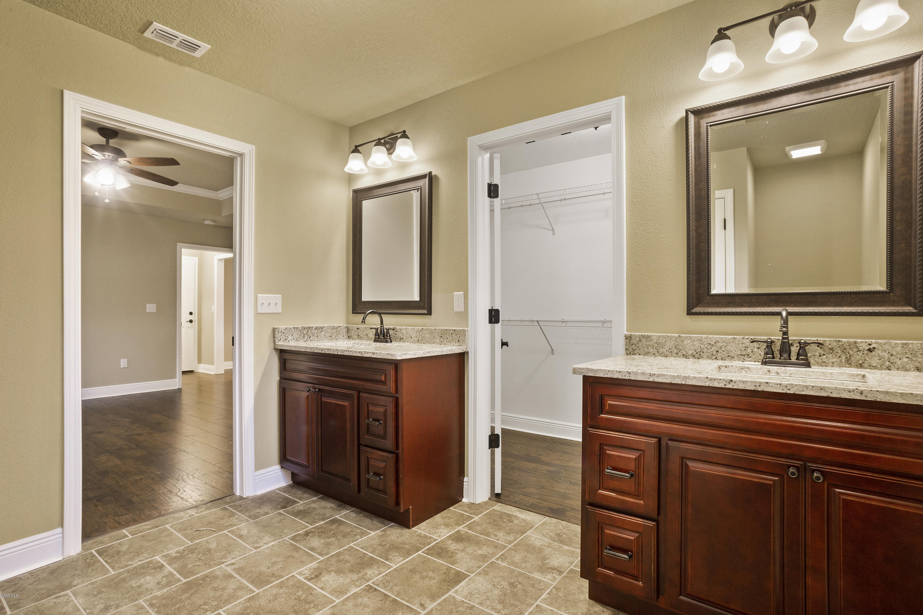 16429 Orange Grove Road Gulfport, MS 39503 - Photo 14 of 25 014
