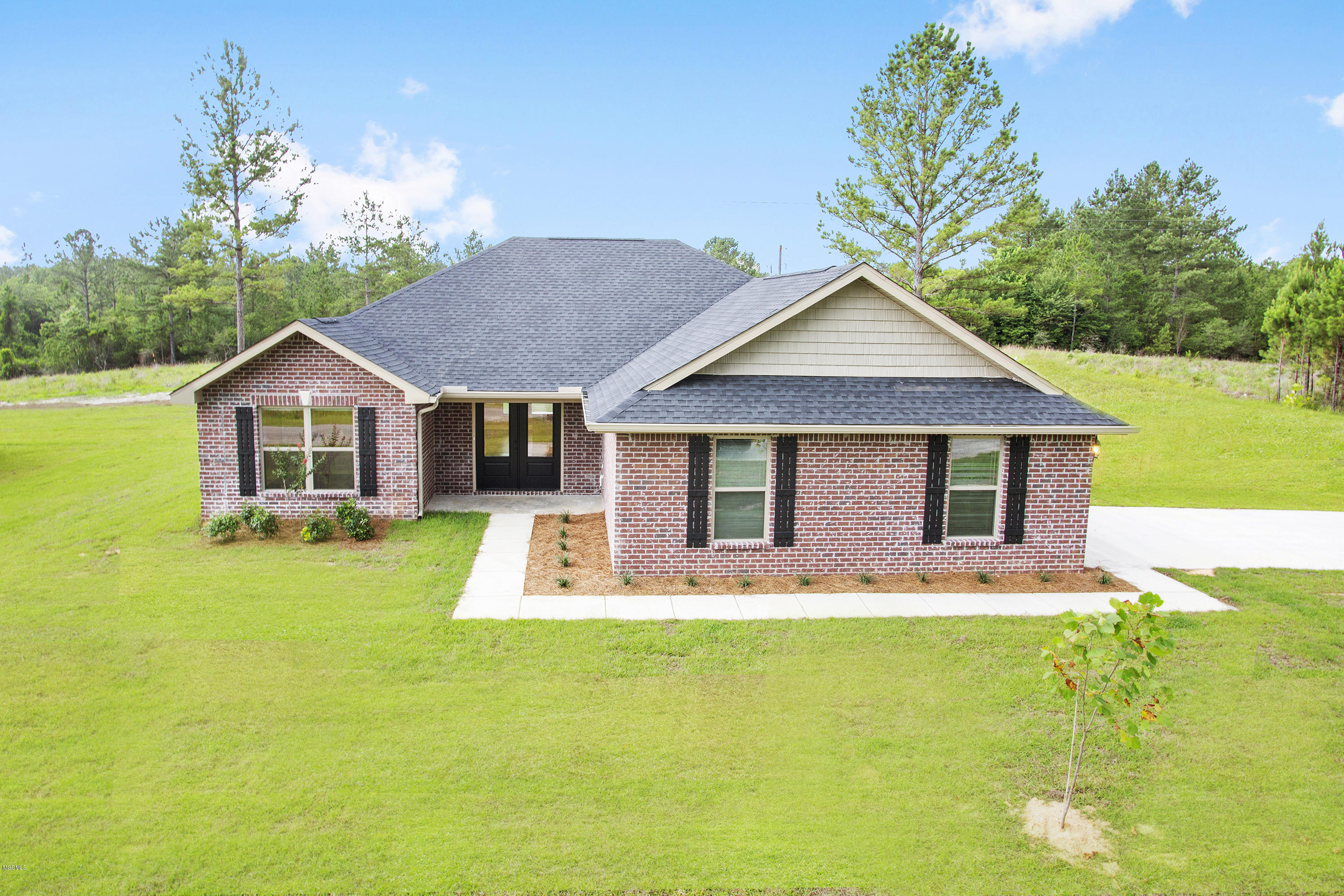 16429 Orange Grove Road Gulfport, MS 39503 - Photo 2 of 25 002