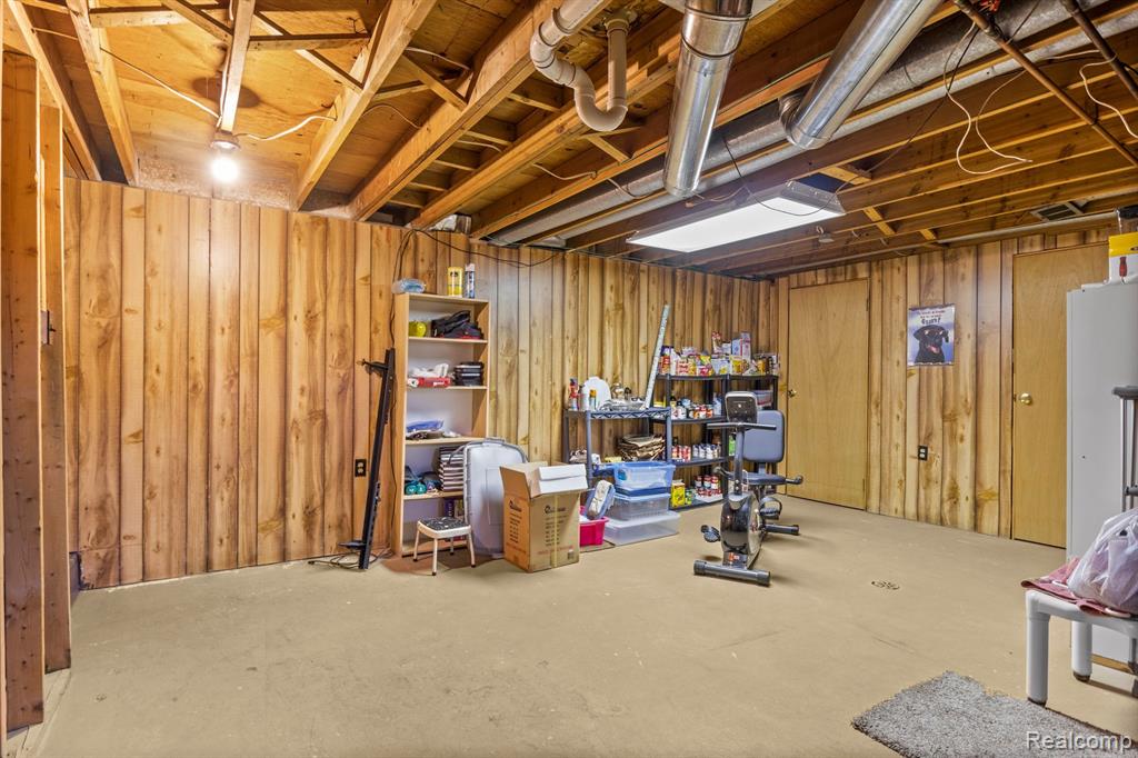 43921 Arlington Road Canton, MI 48187 - Photo 38 of 47