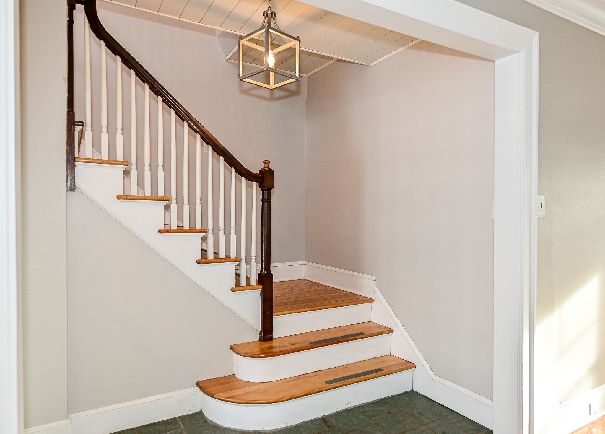 16 East Kent Road Duluth, MN 55812 - Photo 13 of 46