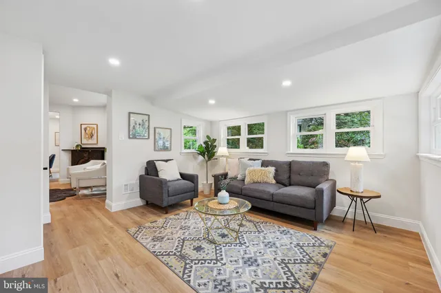 $1,199,000 | 100 Radnor Avenue, Villanova, PA 19085