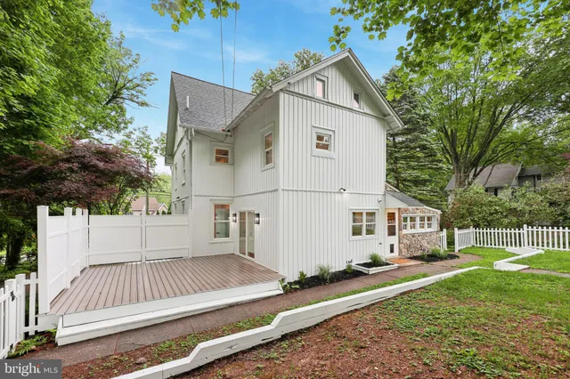 $1,199,000 | 100 Radnor Avenue, Villanova, PA 19085