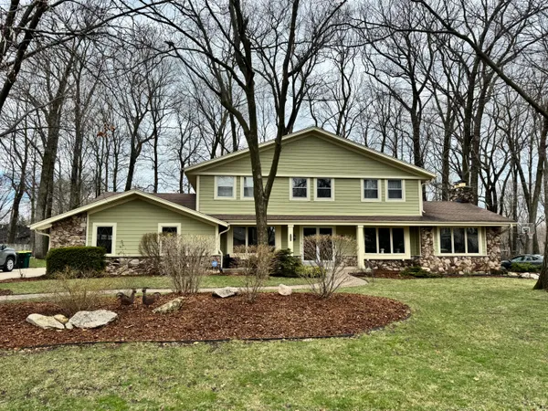$625,000 | 2000 West Woodbury Lane, Glendale, WI 53209