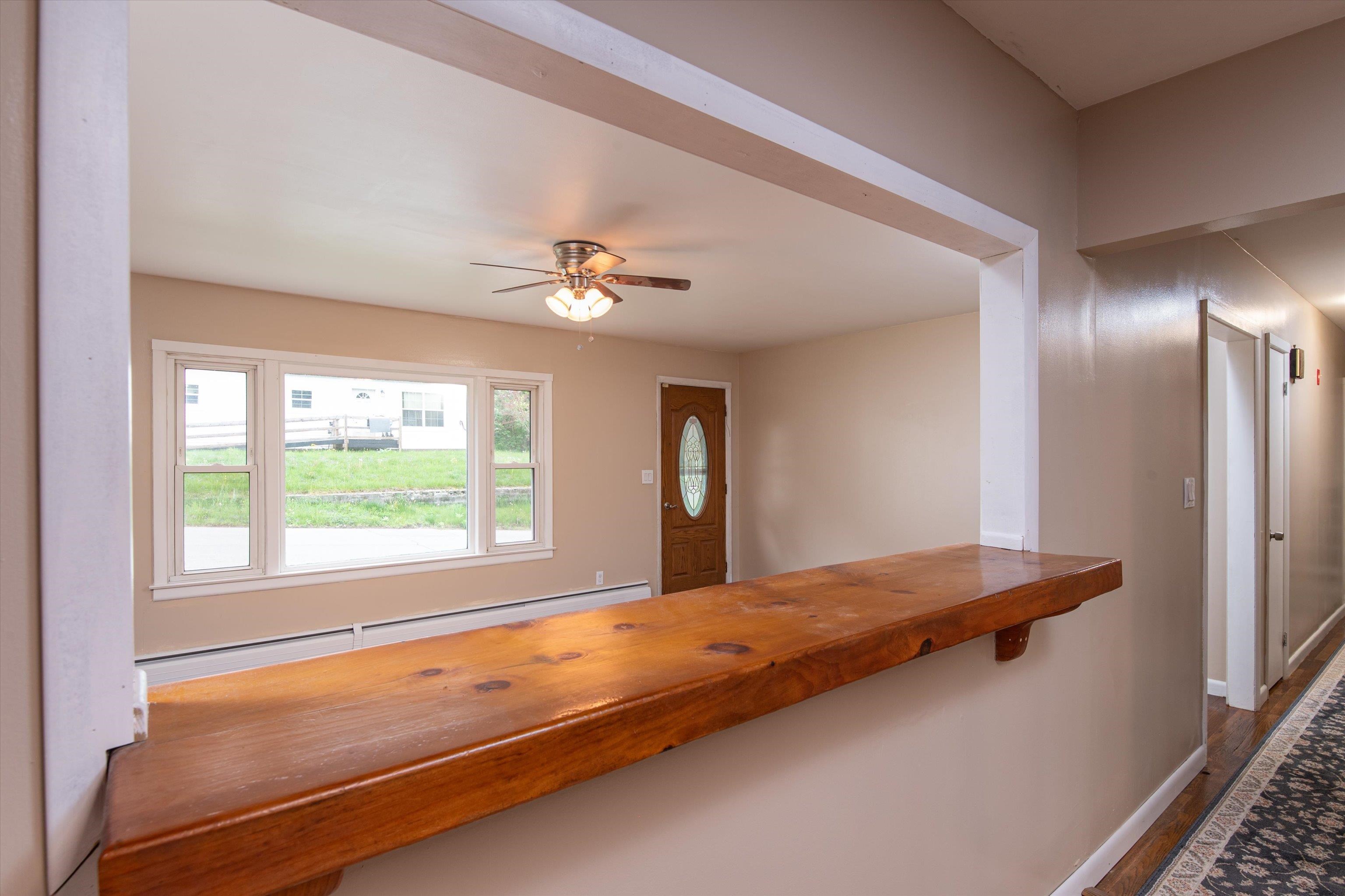 213 Commonwealth Avenue Springfield, VT 05156 - Photo 10 of 22