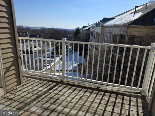 $2,300 | 1037 Gardenview Loop, Unit 302, Woodbridge, VA 22191