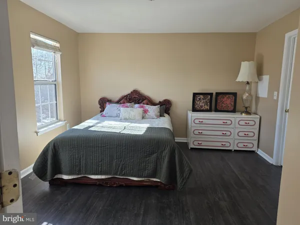 $2,300 | 1037 Gardenview Loop, Unit 302, Woodbridge, VA 22191