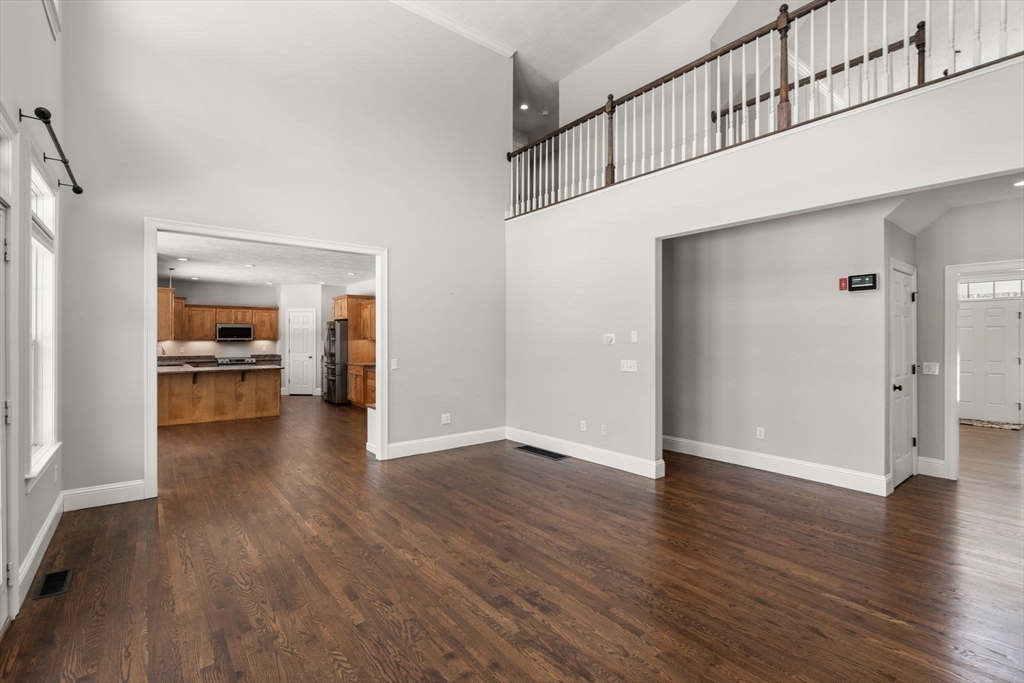17 Larkin Road Berlin, MA 01503 - Photo 8 of 42 Gallery Image 8
