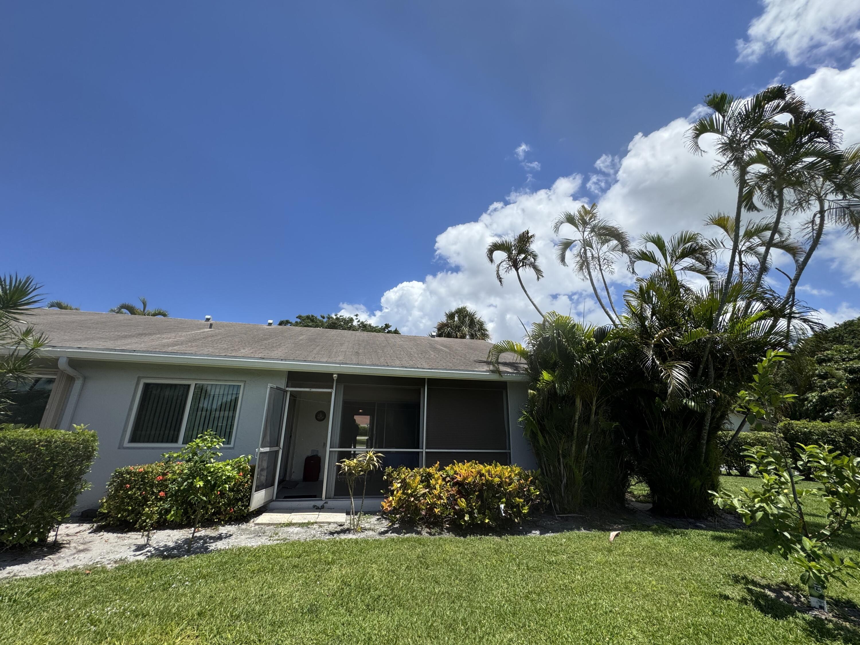 744 Lago Road, Unit 1F Delray Beach, FL 33445 - Photo 19 of 25 IMG_1337 2