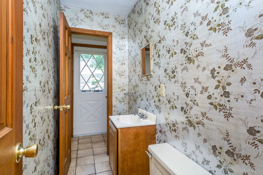 26 Modoc Street Worcester, MA 01604 - Photo 19 of 41 Gallery Image 19
