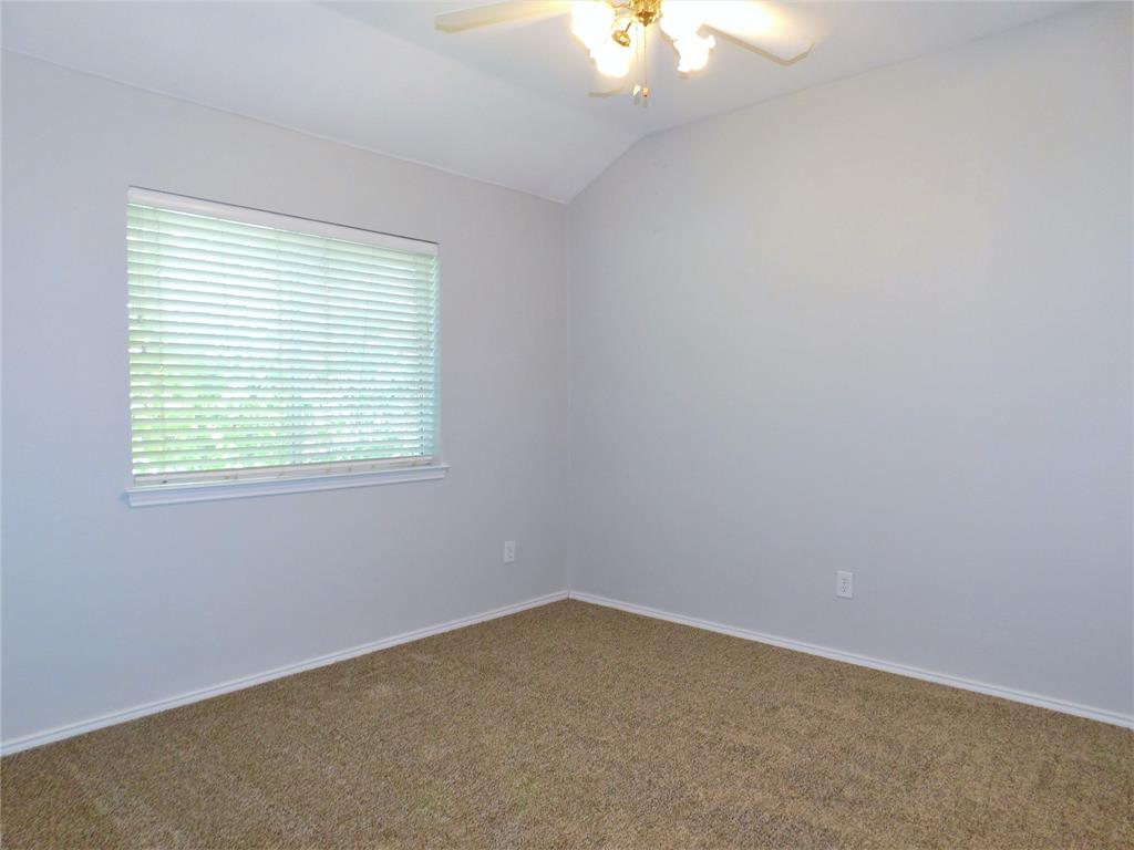 3721 Calvert Lane Denton, TX 76208 - Photo 21 of 27