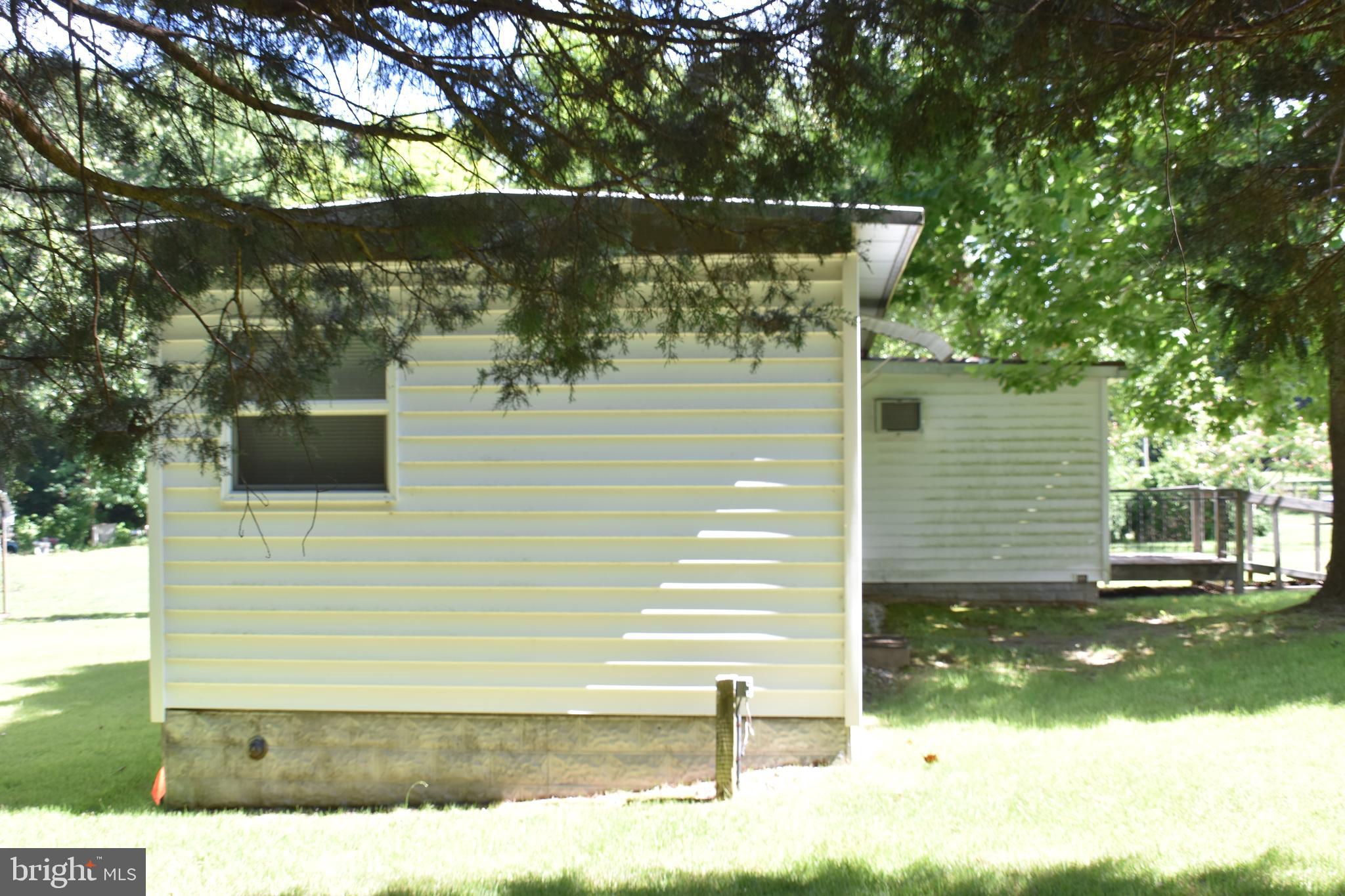 8159 Indiantown Road King George, VA 22485 - Photo 18 of 19 Right Side View