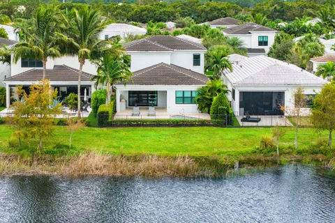 $1,825,000 | 13689 Artisan Circle, Palm Beach Gardens, FL 33418