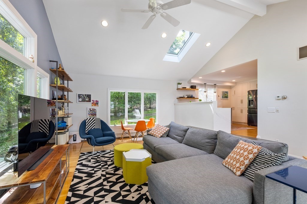 23 Fair Oaks Terrace Lexington, MA 02421 - Photo 14 of 38