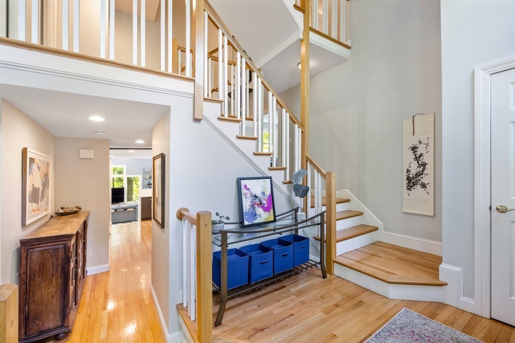 23 Fair Oaks Terrace Lexington, MA 02421 - Photo 3 of 38