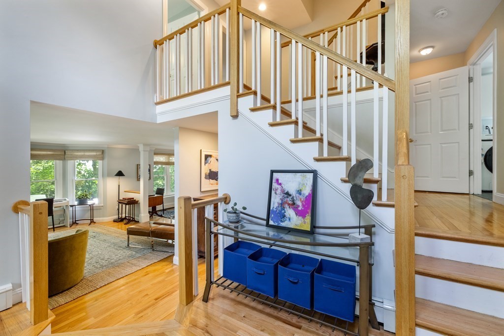 23 Fair Oaks Terrace Lexington, MA 02421 - Photo 4 of 38