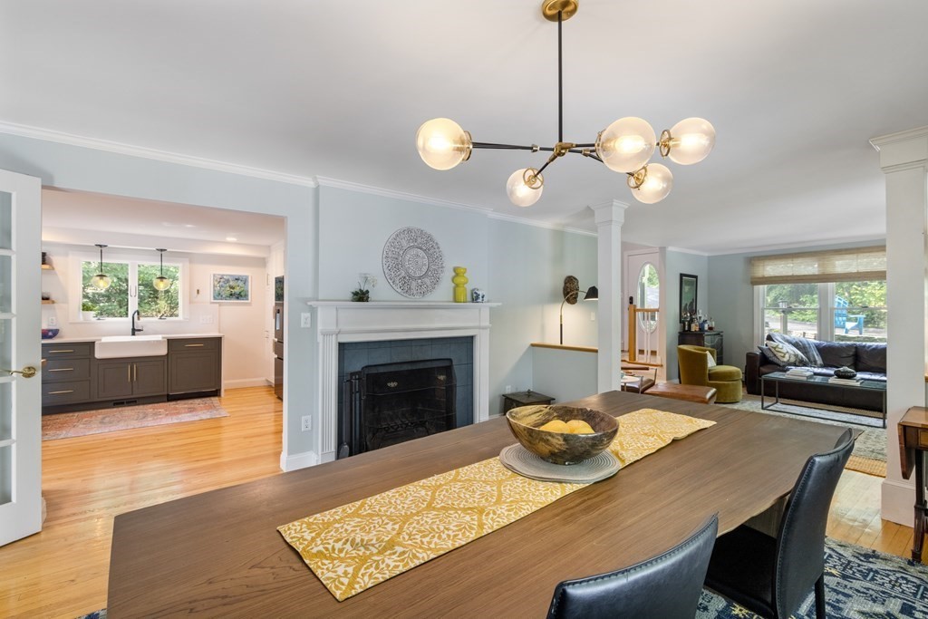 23 Fair Oaks Terrace Lexington, MA 02421 - Photo 9 of 38