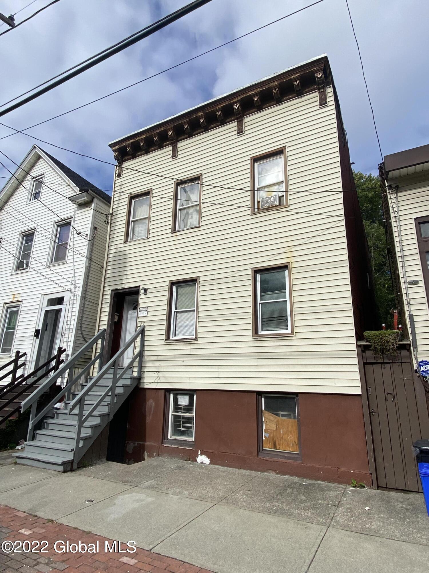 27 Quail Street, Albany, NY 12206 Compass