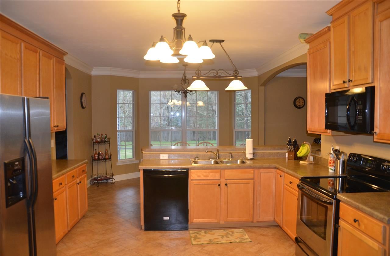 8640 Shire Ridge Loop Tallahassee, FL 32309 - Photo 17 of 25 Gallery Image 17
