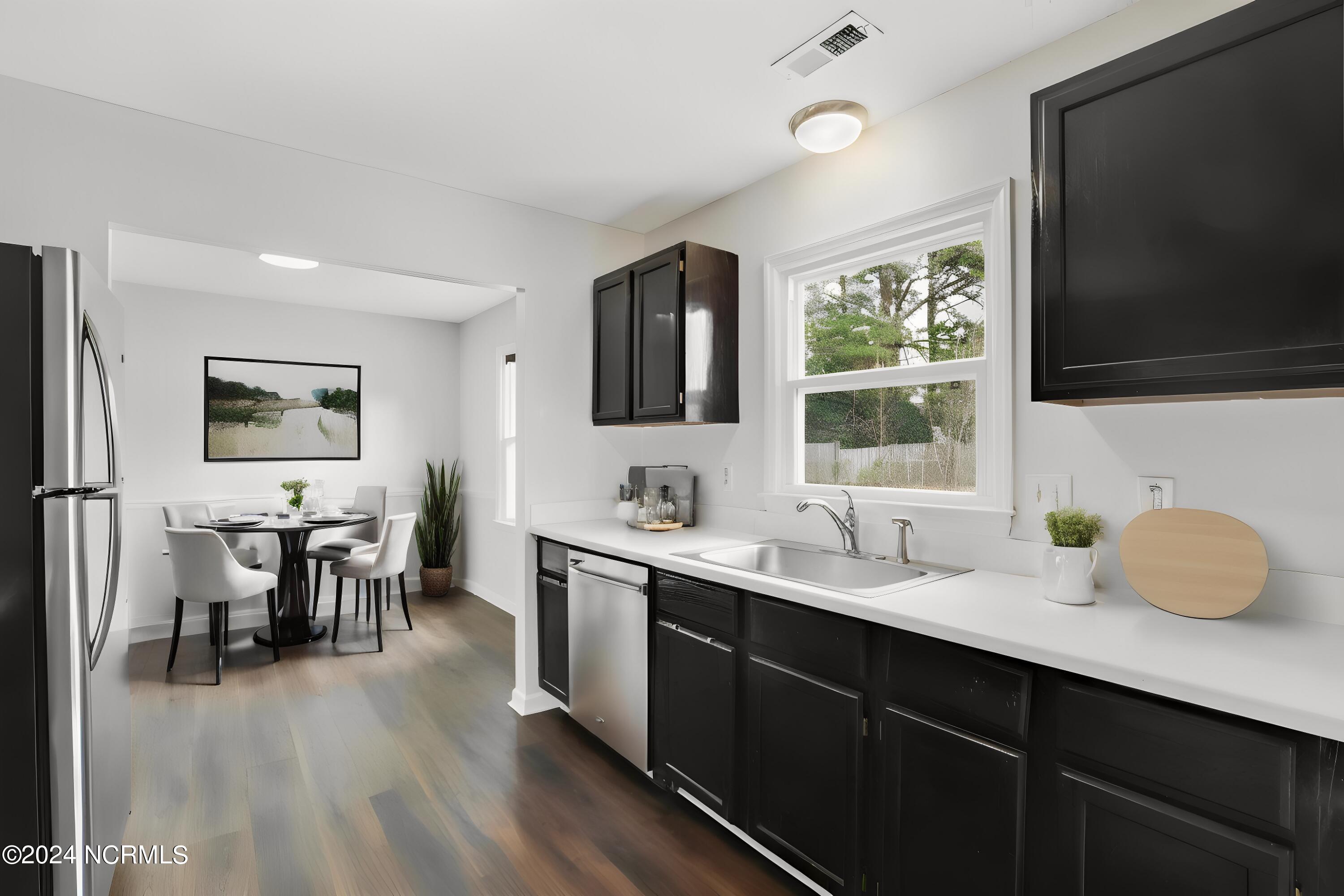 528 Wisteria Road Jacksonville, NC 28546 - Photo 11 of 22 IMG_1761