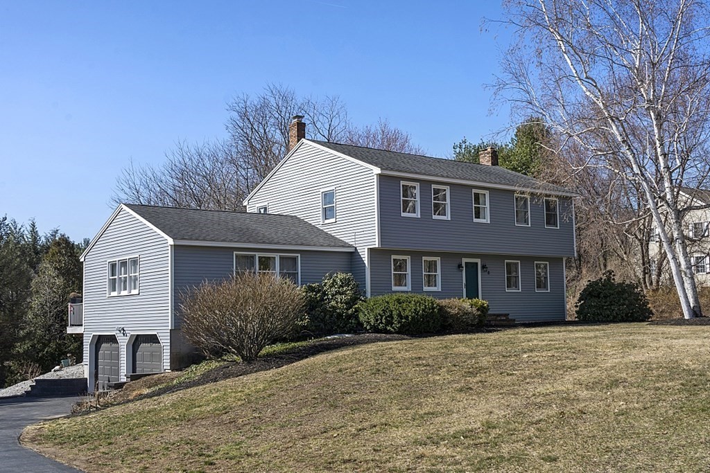 8 North Row Road Sterling, MA 01564 - Photo 2 of 29 Gallery Image 2