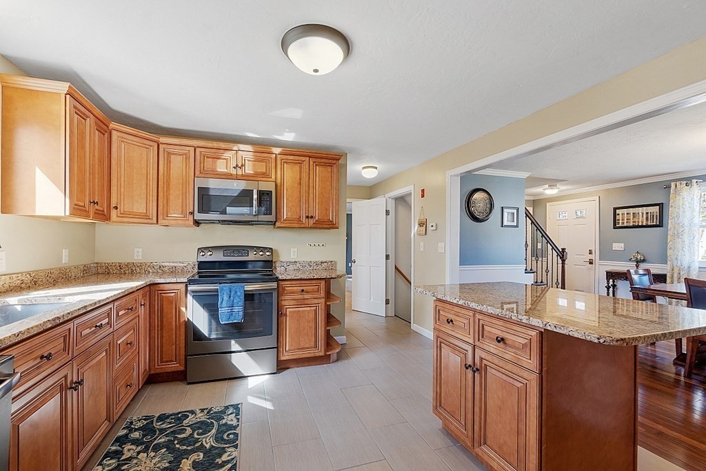 8 North Row Road Sterling, MA 01564 - Photo 8 of 29 Gallery Image 8