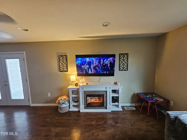 $190,000 | 7395 Grady Lane, Wise, VA 24293