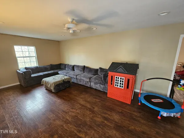 $190,000 | 7395 Grady Lane, Wise, VA 24293