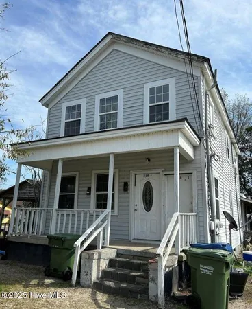 $1,200 | 518 McRae Street, Unit B, Wilmington, NC 28401
