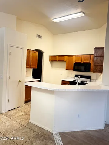 $2,050 | 5986 West Kesler Lane, Chandler, AZ 85226