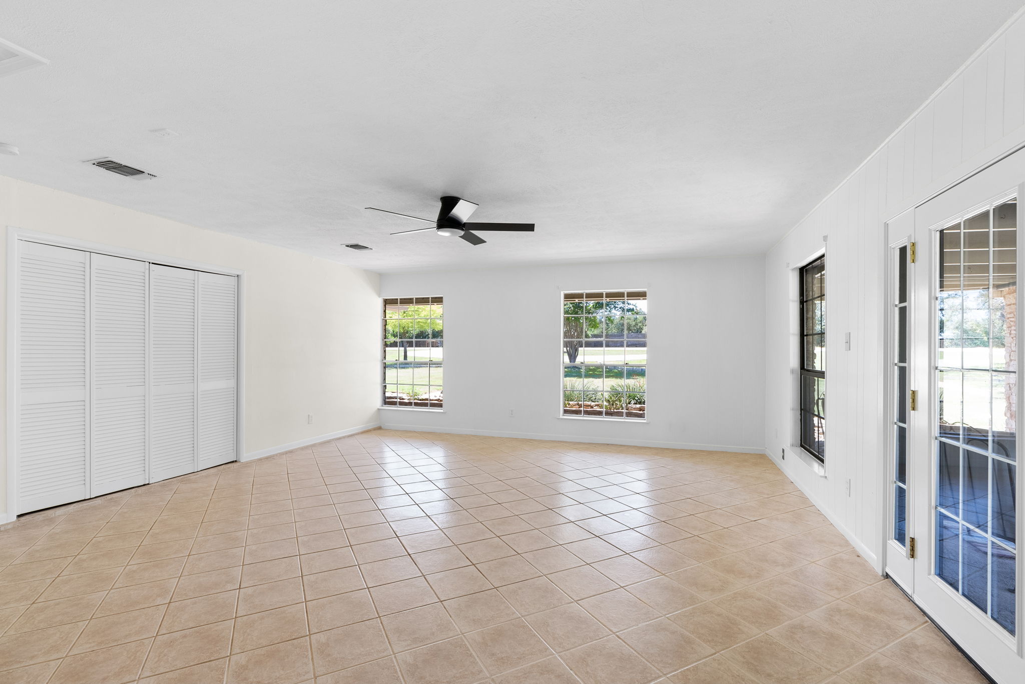 301 Retha Drive Dripping Springs, TX 78620 - Photo 13 of 20