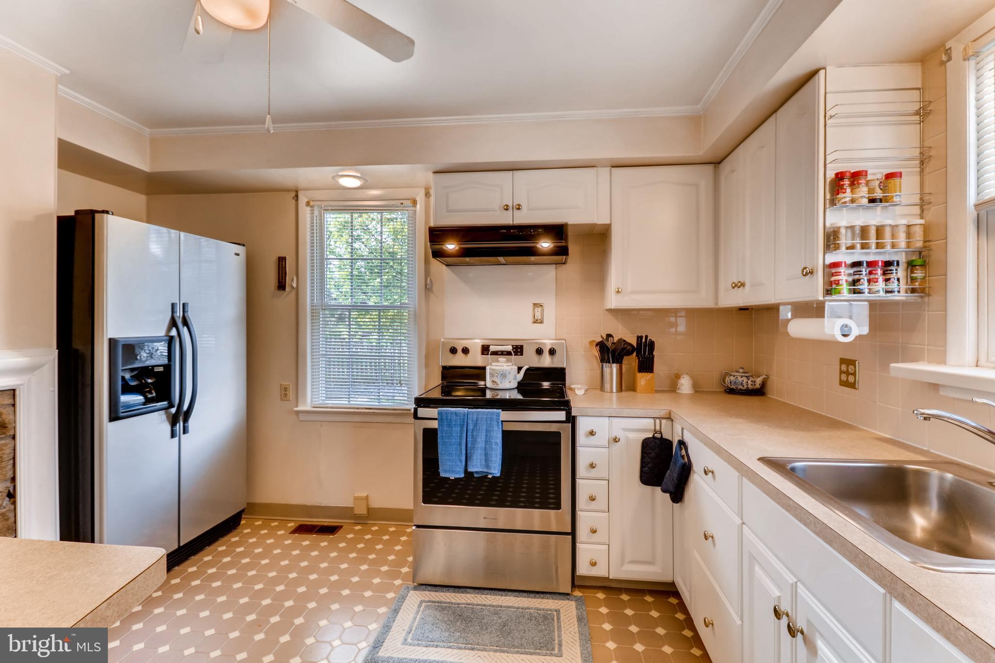 1814 Briarcliff Road Baltimore, MD 21234 - Photo 10 of 34
