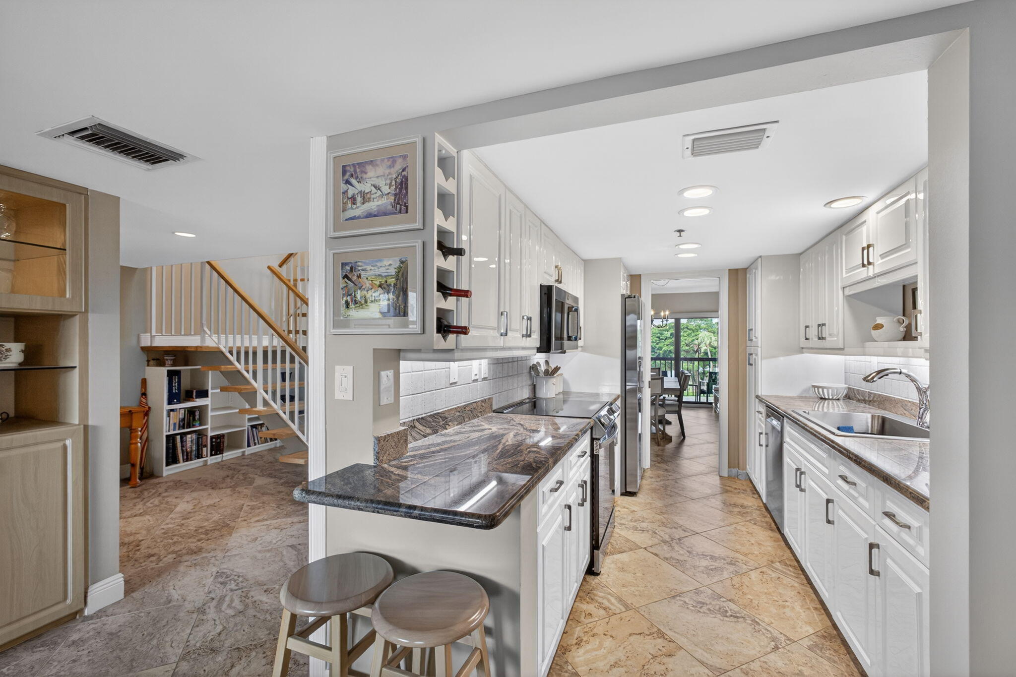364 Golfview Road, Unit 506 North Palm Beach, FL 33408 - Photo 10 of 68 From Den into Kitchen