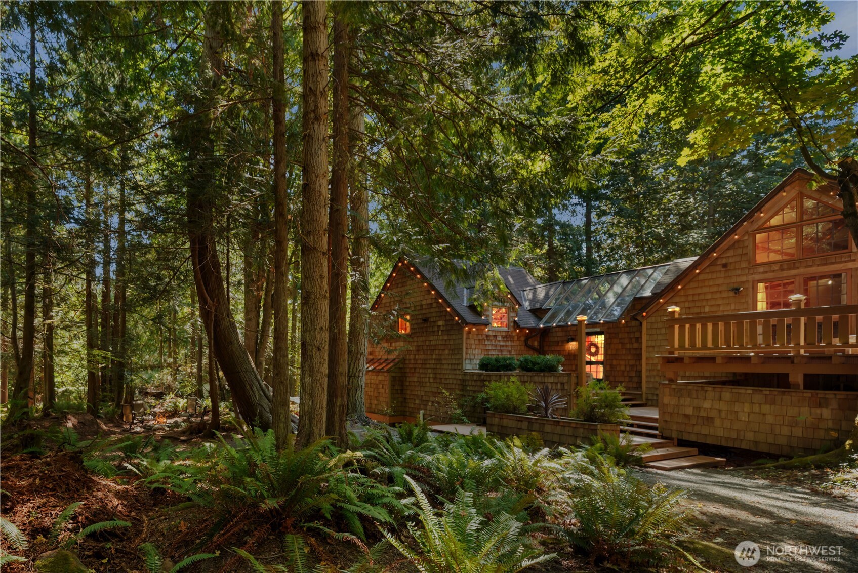 142 Resolute Lane Port Ludlow, WA 98365 - Photo 3 of 38