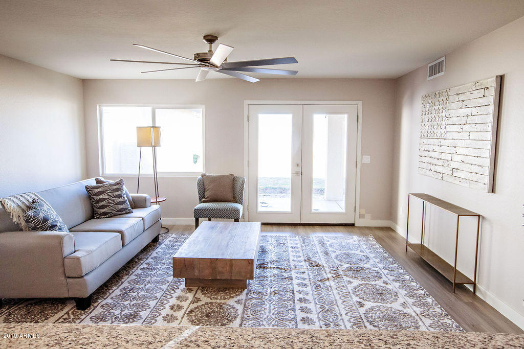 906 West Roma Avenue Phoenix, AZ 85013 - Photo 5 of 23 VesterHome04