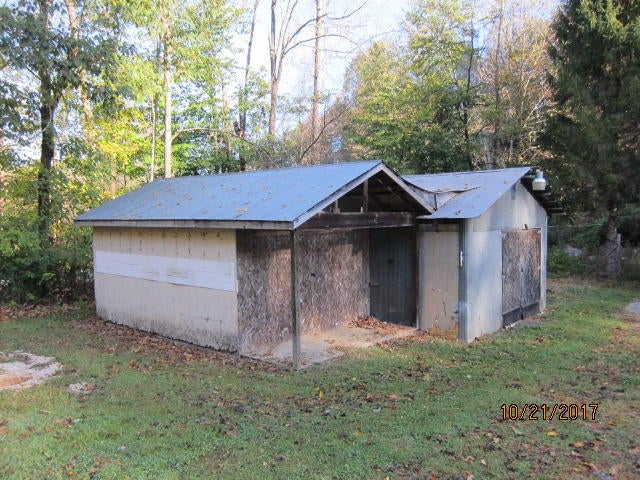 3466 Ward Road Nettie, WV 26681 - Photo 36 of 41 Gallery Image 36