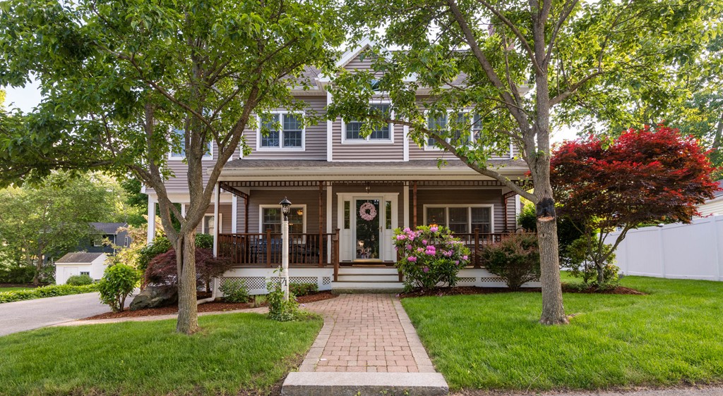 71 Tennyson Road Reading, MA 01867 - Photo 1 of 27 Gallery Image 1